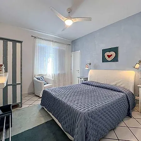 A Casa Di Enrico فندق مبيت وإفطار