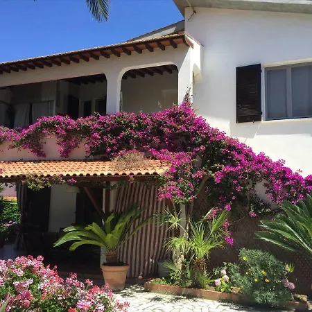 فندق مبيت وإفطار A Casa Di Enrico 3*