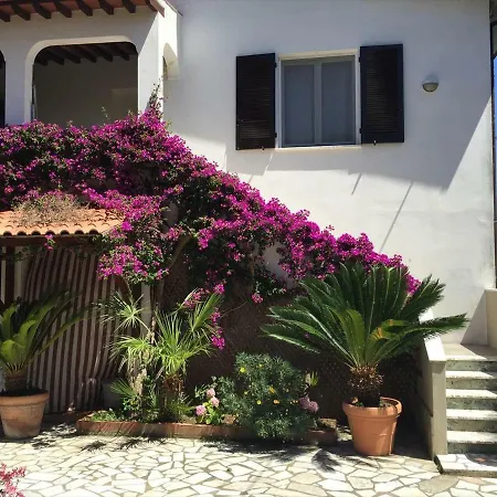 Bed & Breakfast A Casa Di Enrico Portoferraio